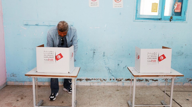    لها صلاحيات تنموية وتشريعية ورقابية واسعة ..   غموض يحيط بدور المجالس المنتخبة ومهامها وعلاقتها بالبرلمان